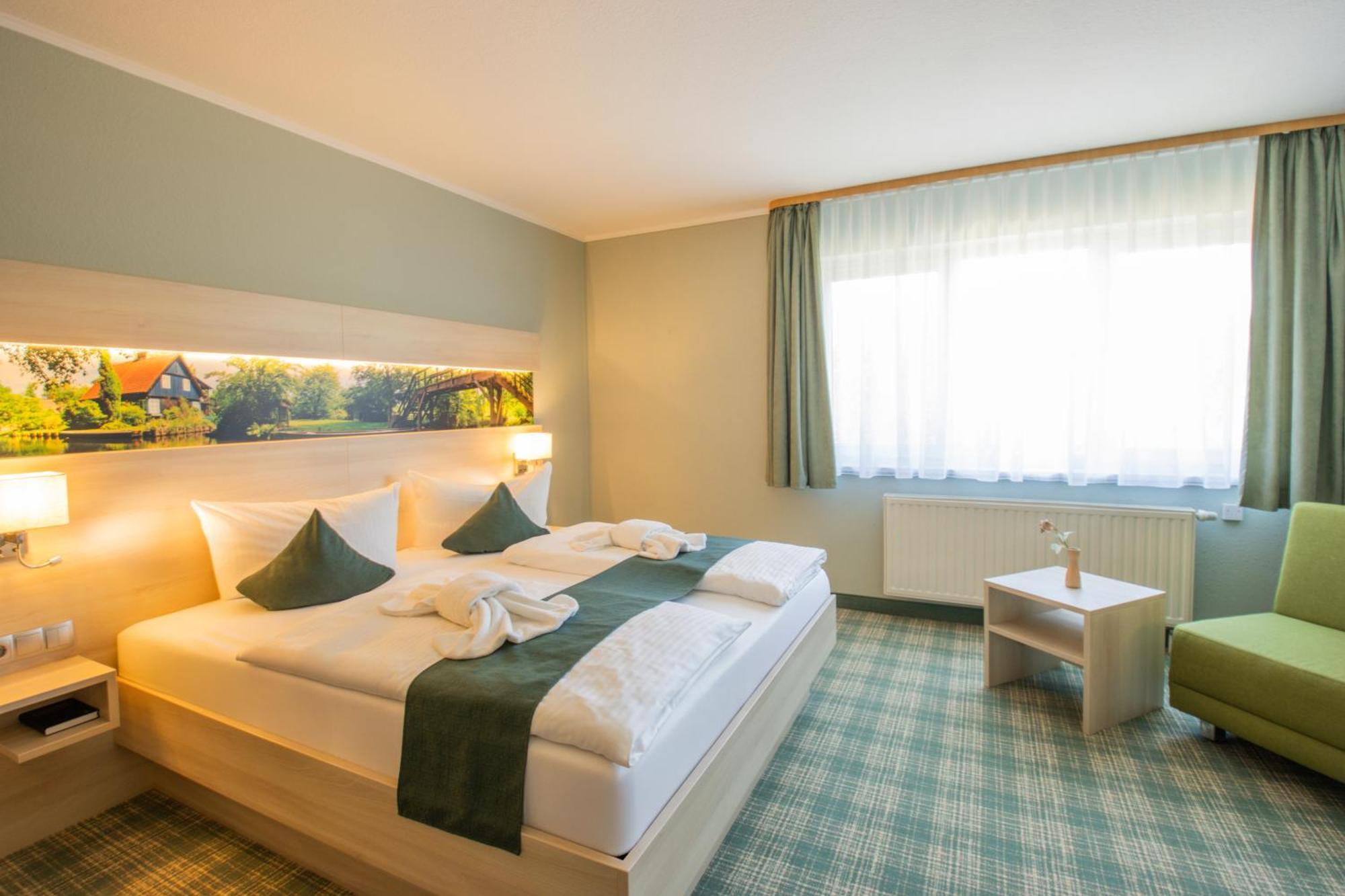Ferien Hotel Spree-Neisse Neuhausen  Extérieur photo
